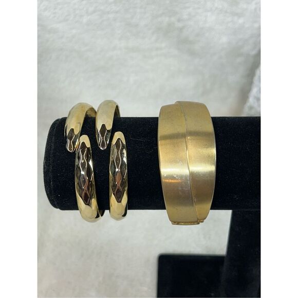 Two Gold Costume Cuff Bracelets - Picture 3 of 7